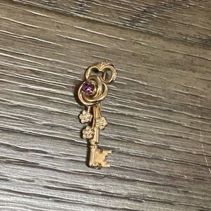Vintage Cora Gold Tone heart & key Brooches pin